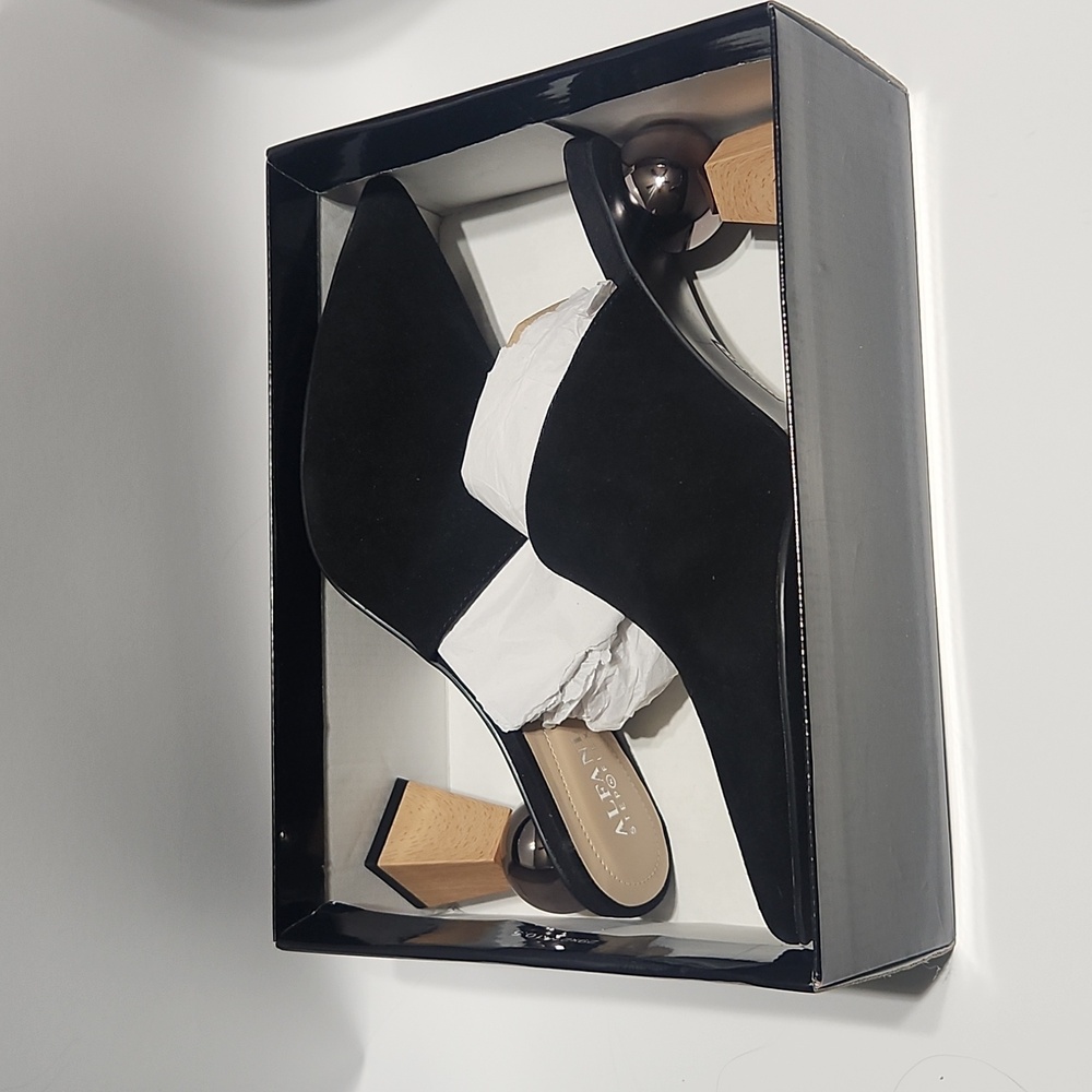 Alfani Junneel Black Mules with Sculpted Heel - Picture 4 of 12